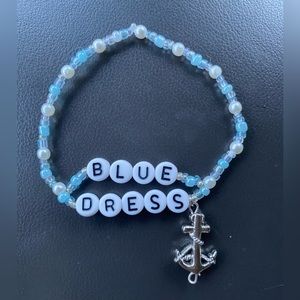 Taylor Swift Friendship Bracelet